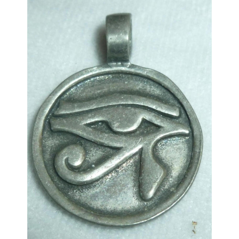 Silver Tone Mystical Round Pendant Charm‎ Symbol Eye of Ra Egyptian